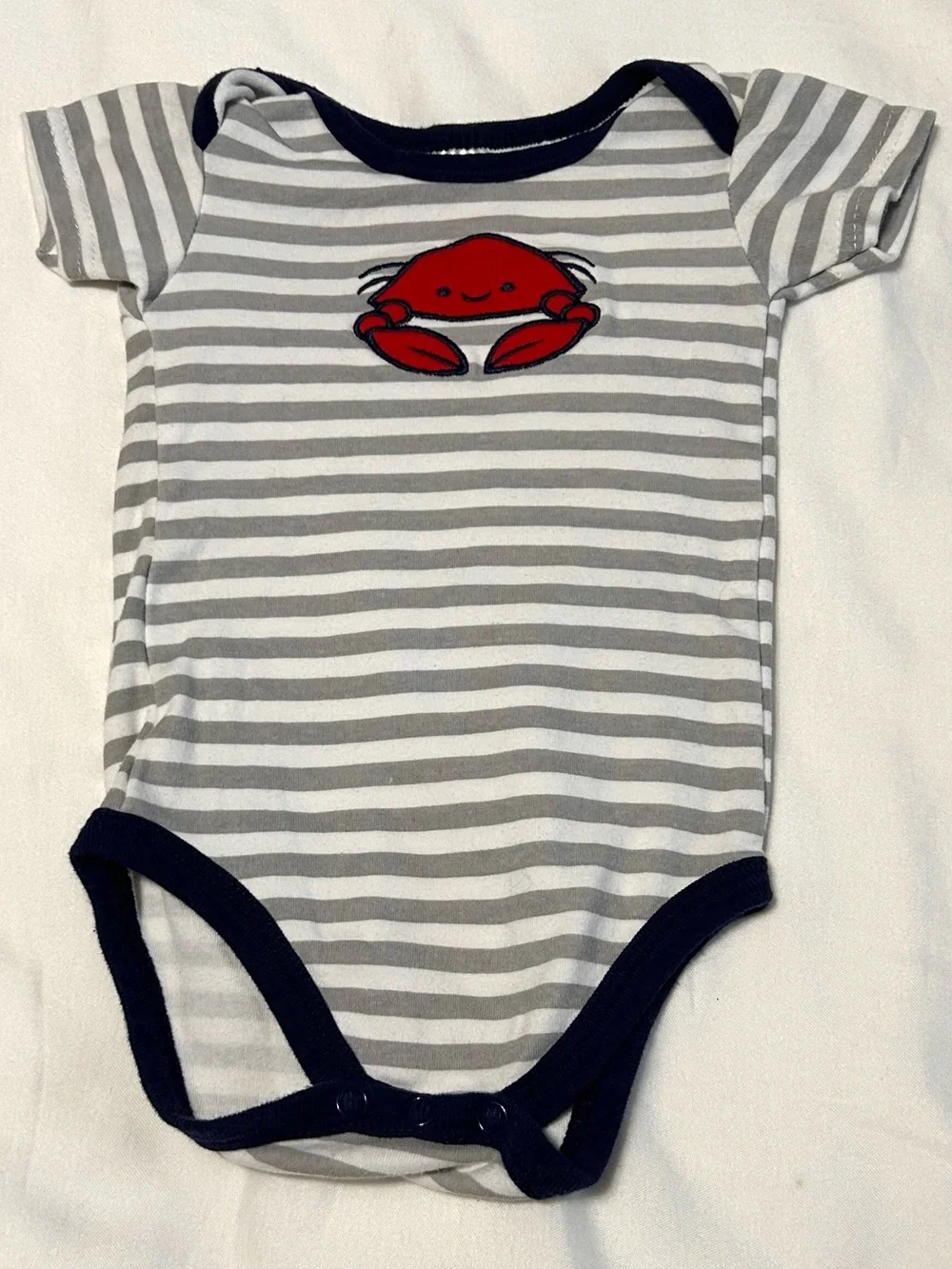 6-9 Month 5 Pieces! New and Like New - Bodysuits, t-shirt, zip up red sweatshirt